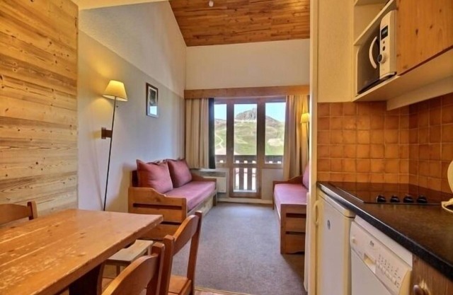 Cozy duplex at the foot of the slopes with balcony and elevator
