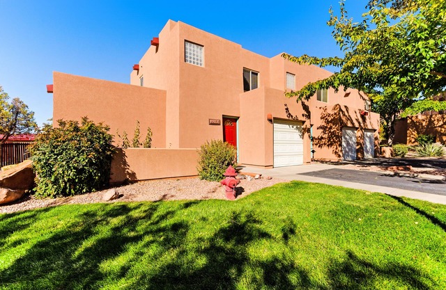 Lovely Home w/Shared Pool - near Arches National Park