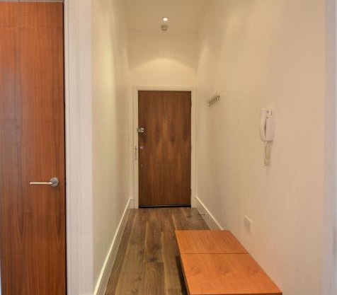 One Bedroom Apartment in Bayswater