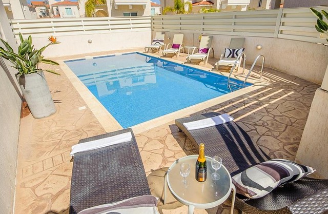 Pernera Holiday Villa 012