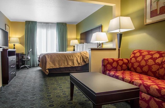 Quality Inn and Suites Bloomington City