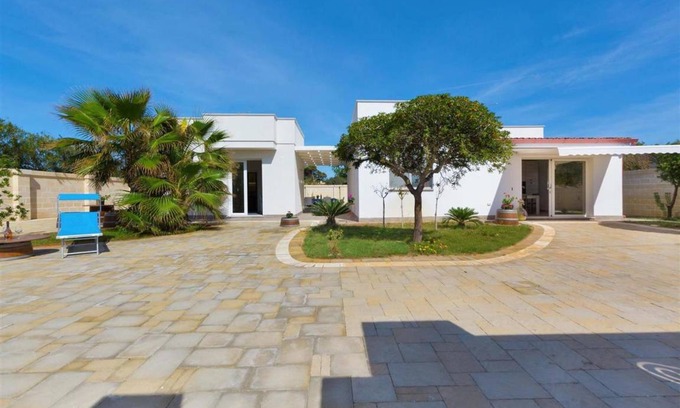 Specchiarica Villa | 108 m² Villa ∙ 1 bedroom ∙ 10 guests