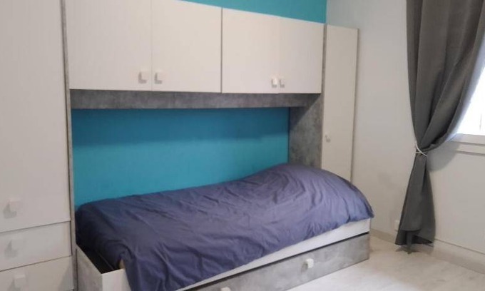 Boigny-sur-Bionne Bed & Breakfast | 11 m² Bed and breakfast ∙ 2 guests