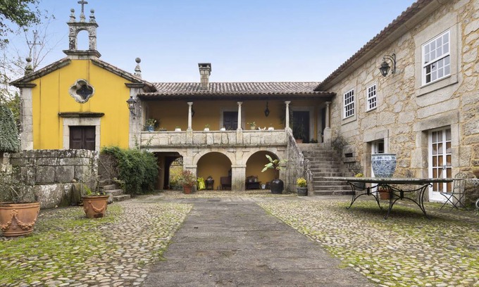 Fontoura House | 1300 m² Finca ∙ 5 bedrooms ∙ 13 guests