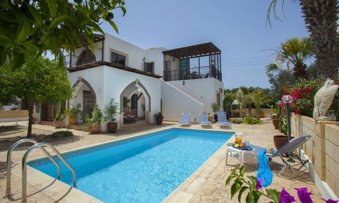 Pernera Villa | 140 m² Villa ∙ 3 bedrooms ∙ 7 guests