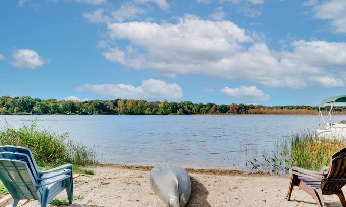 Lake Orion House | 146 m² House ∙ 3 bedrooms ∙ 6 guests