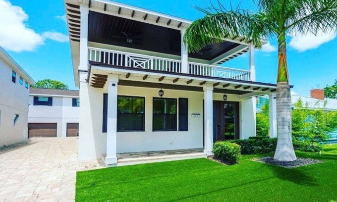Gillespie Park House | 192 m² House ∙ 3 bedrooms ∙ 9 guests