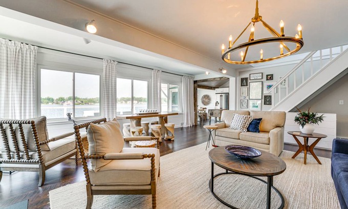 Lake Fenton House | 196 m² House ∙ 3 bedrooms ∙ 9 guests