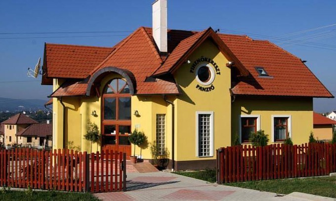 Sopron Bed & Breakfast | 22 m² Bed and breakfast ∙ 4 guests