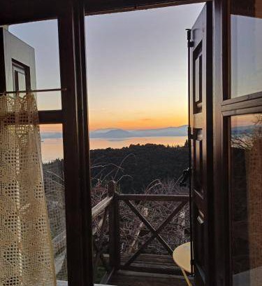 Pinakates Bed & Breakfast | 350 m² Bed and breakfast ∙ 5 bedrooms ∙ 11 guests