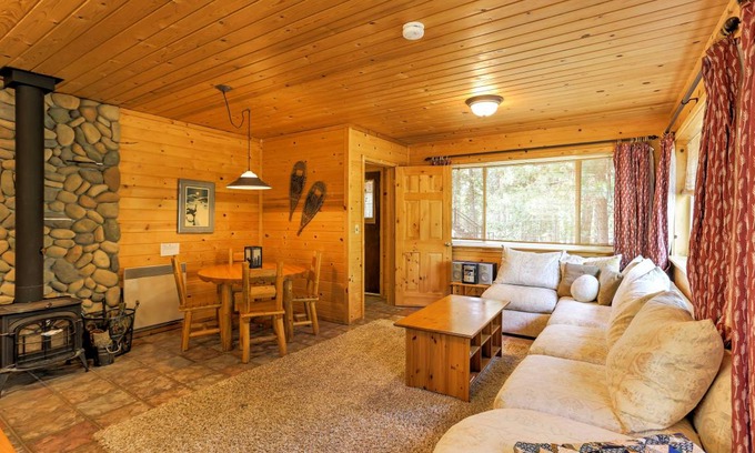 Winthrop Cottage | 74 m² Cabin ∙ 2 guests