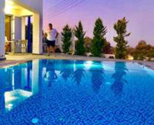 Monolithos Villa | 95 m² Villa ∙ 3 bedrooms ∙ 6 guests