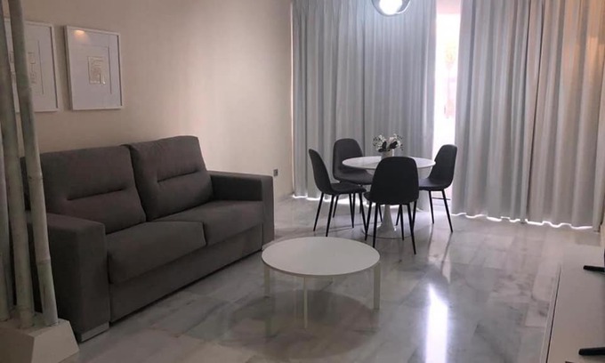 Puerto Banus Apartment | Apto EN JARDINES DEL PUERTO
