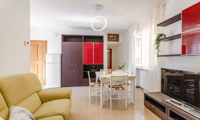 Loreto Apartment | Cosy apartment with A/C, WIFI, TV, terrace and panoramic view, close to Porto Recanati
