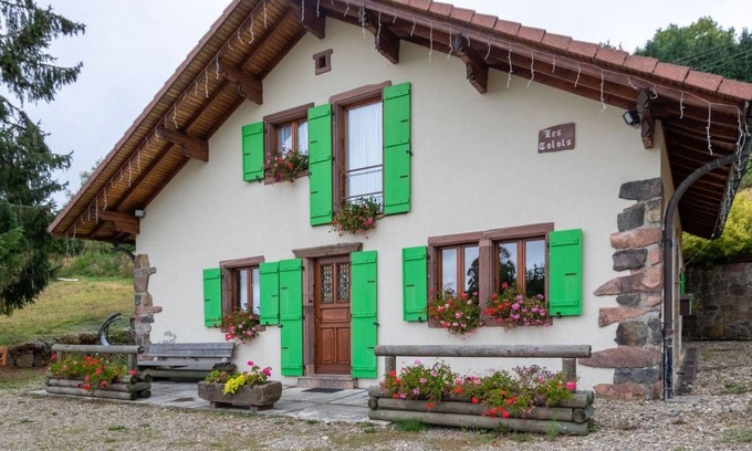 Belfahy Cottage | Cozy cottage in the Vosges with fireplace