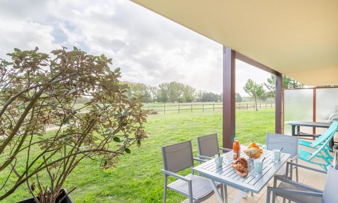 Sables-d'Or-les-Pins Apartment | Le Backspin - Appt 6p accès piscine, spa, sauna