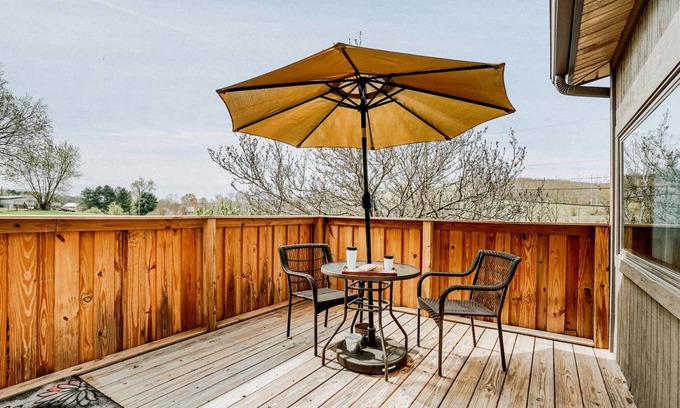 Logan Cabin | Lodge ∙ 1 bedroom ∙ 2 guests