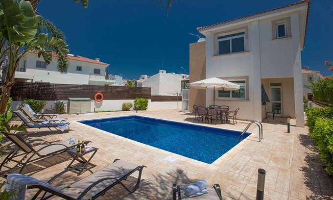 Protaras Villa | Lovely villa perfect for families, great location