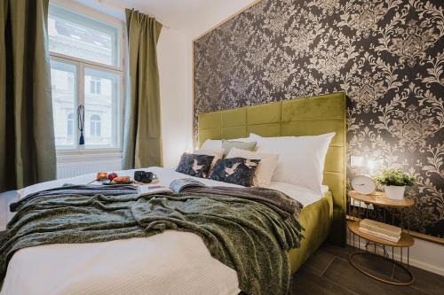 Smichov Apartment | Prague Days - 1BDR Apt - 2TVs - Netflix
