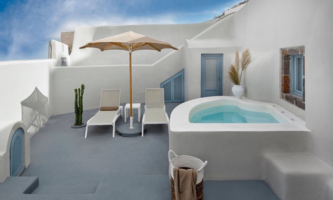 Pyrgos Villa | Sensational Santorini Apartment | 1 Bedroom Suite | Apartment Rion | Furnished.