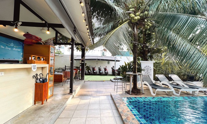 Ban Bo Han Hostel | The Sierra Hostel Phuket