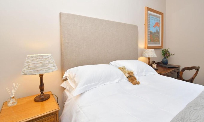 Stoke-on-Trent House | Townhouse @ Shelton New Road Stoke
