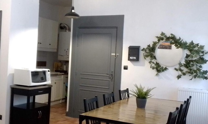Bastide Saint-Louis Apartment | Un trésor en Bastide : 4/6 couchages
