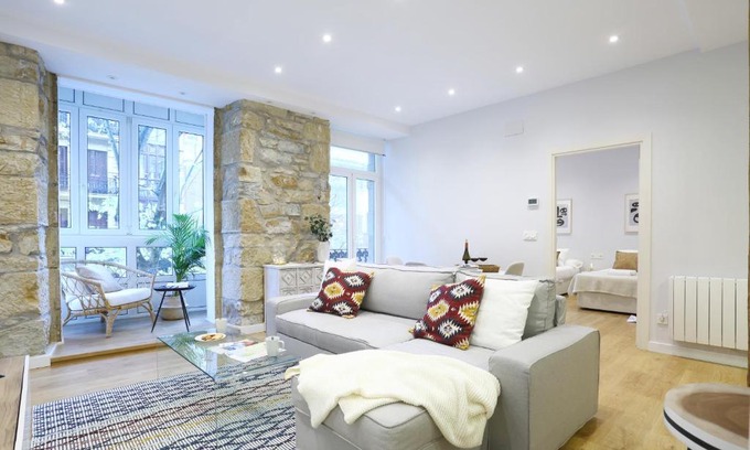 San Sebastian Centro Apartment | URBIETA SUITE APARTMENT