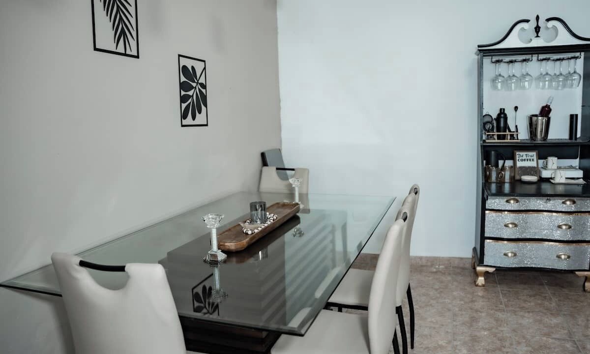 Catano Apartment | Lovely 4-BR/3BA w. 2 King Beds in Fun Catano w. AC, WiFi, Ferry to Old San Juan