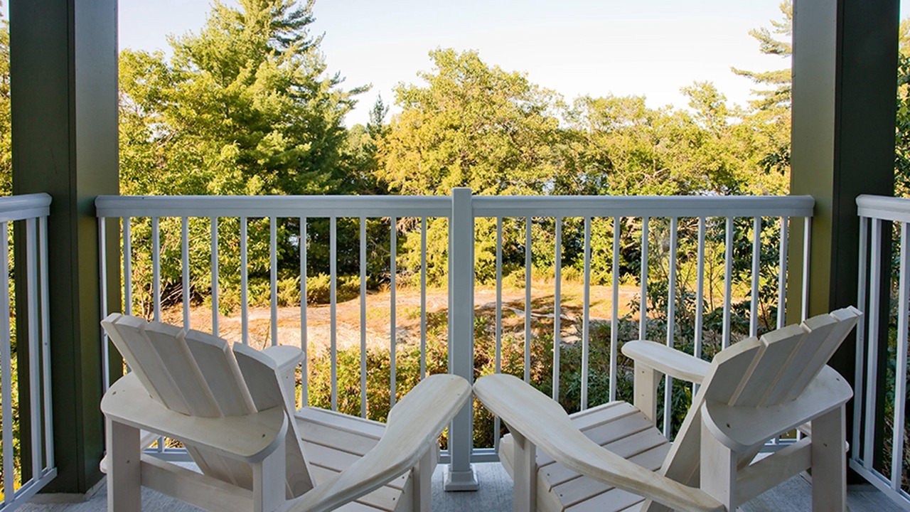 Photo of Patio Balcony in Gravenhurst
