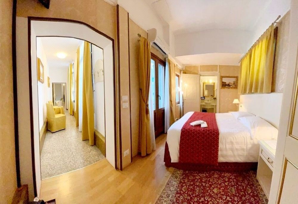 Photo of Bedroom in Castello