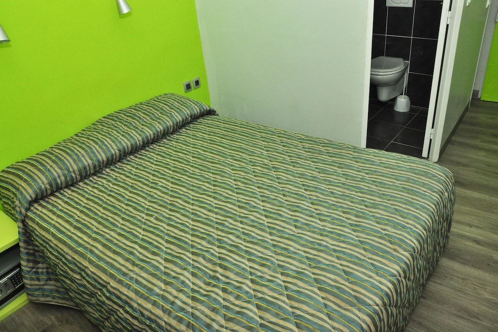 Photo of Bedroom in Jean-Medecin