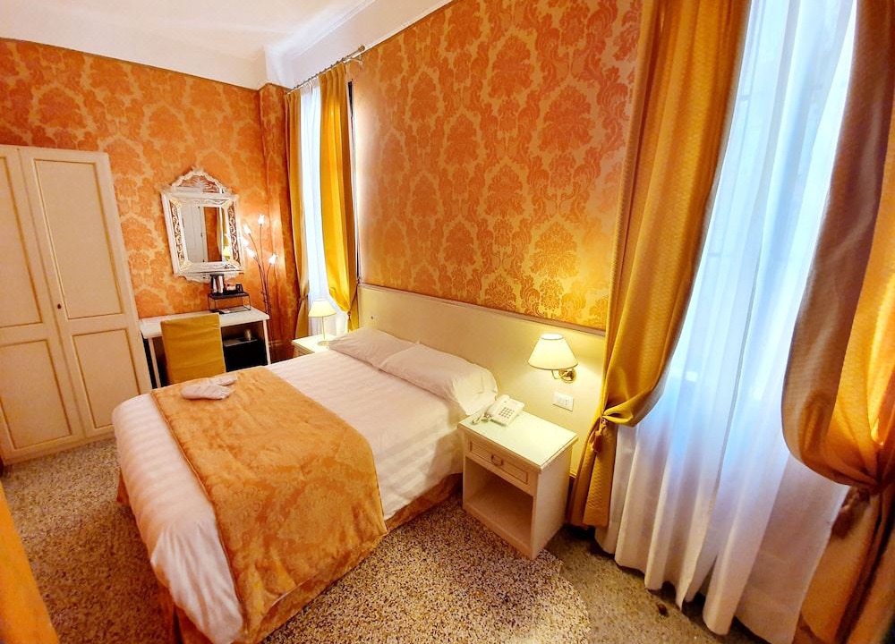 Photo of Bedroom in Castello