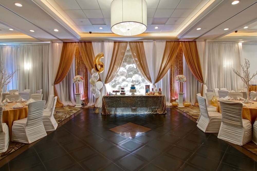 Photo of Livingroom in Ajax