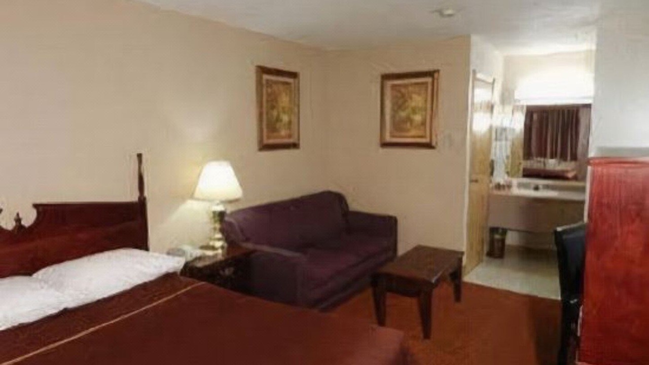 Photo of Livingroom in Red Deer