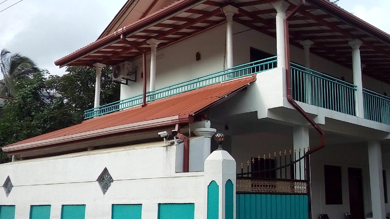 Photo of Buildings in Mirissa