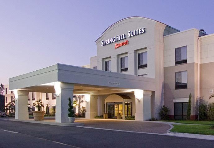 Photo of Buildings in Guide Meridian