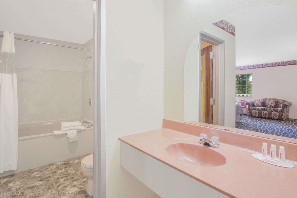 Photo of Bathroom in Hardy