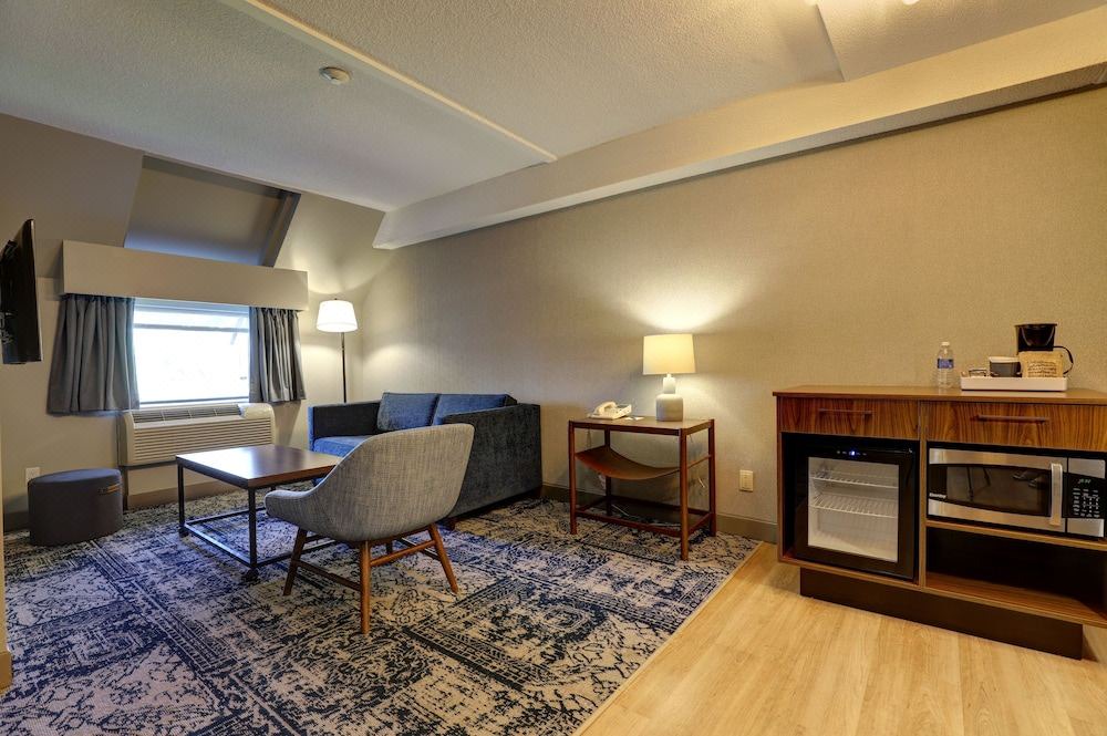Photo of Livingroom in Thorold