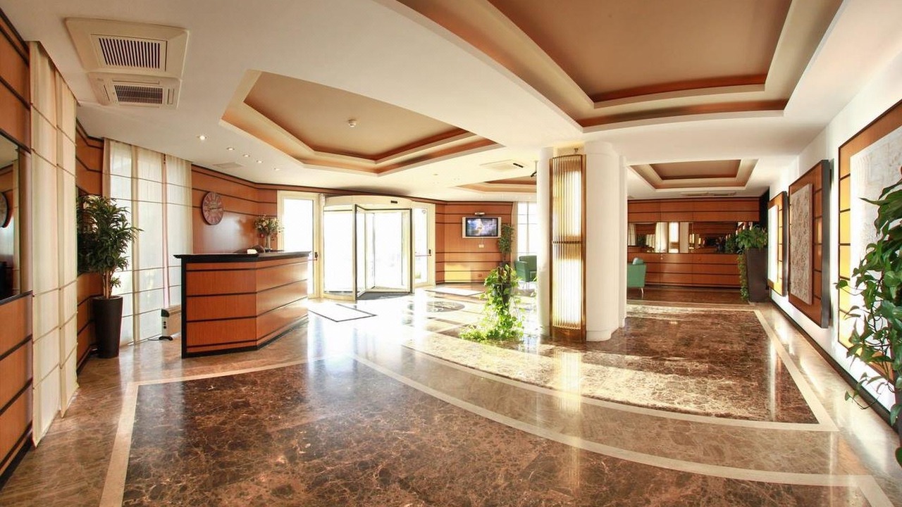 Photo of Livingroom in Sector 1