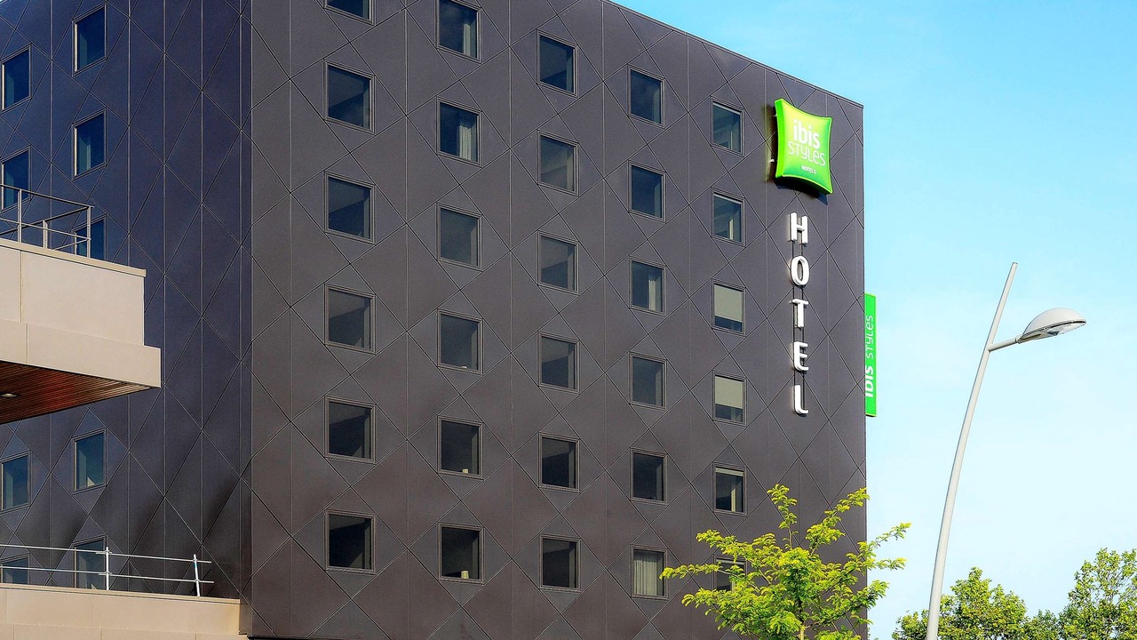 Photo of Buildings in Port of Caen