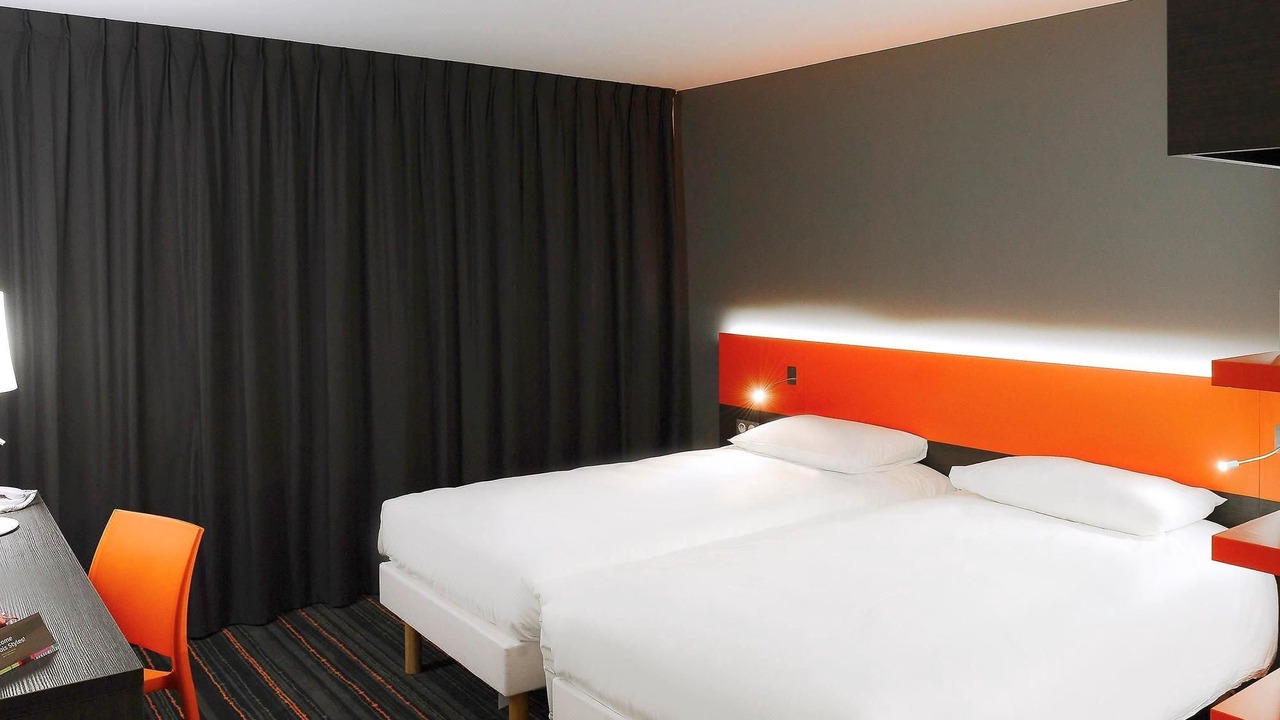 Photo of Bedroom in Port of Caen