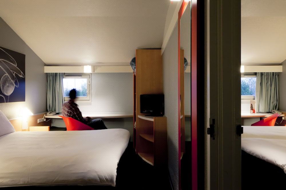 Photo of Bedroom in Dardilly