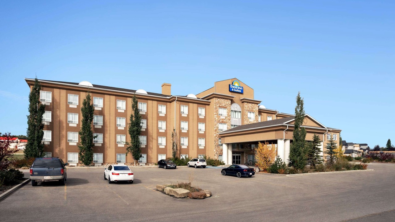 Photo of Buildings in Strathmore