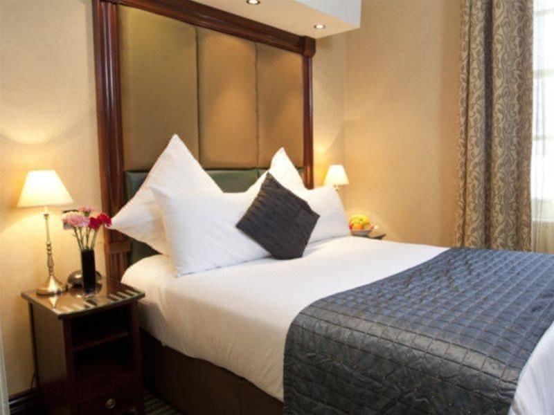 Photo of Bedroom in Bayswater