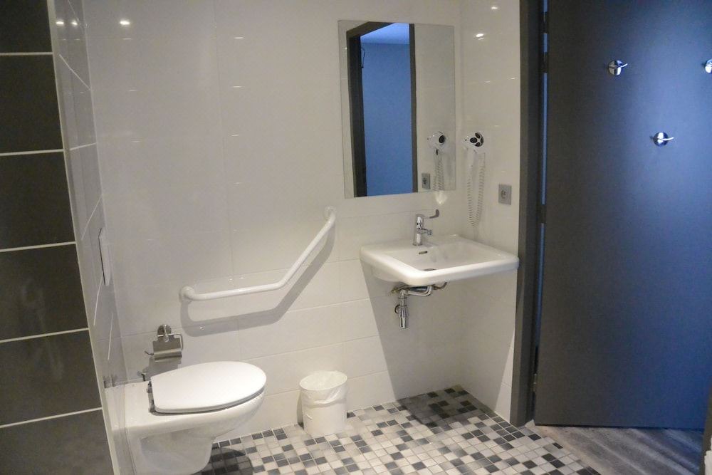 Photo of Bathroom in Chambray-les-Tours