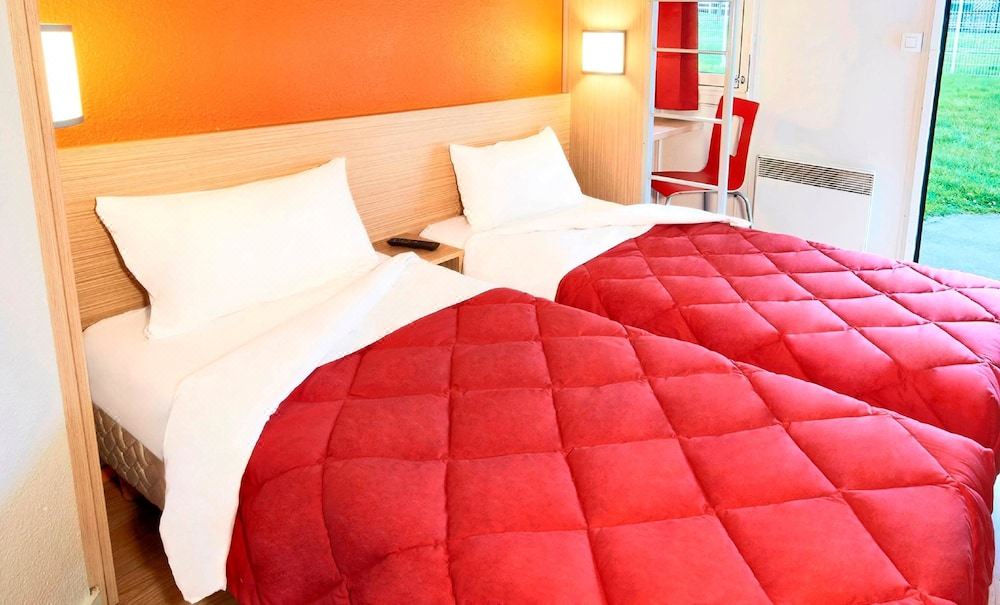 Photo of Bedroom in Suresnes