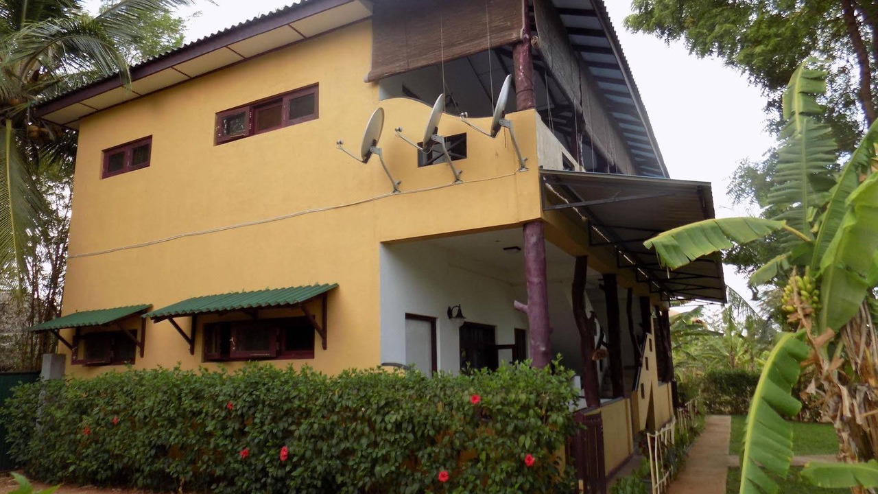 Photo of Buildings in Inamaluwa