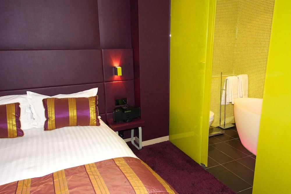 Photo of Bedroom in Latin