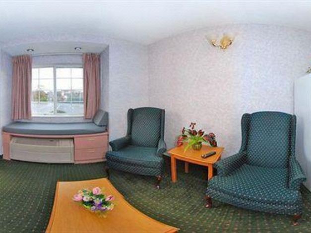 Photo of Livingroom in Greensboro